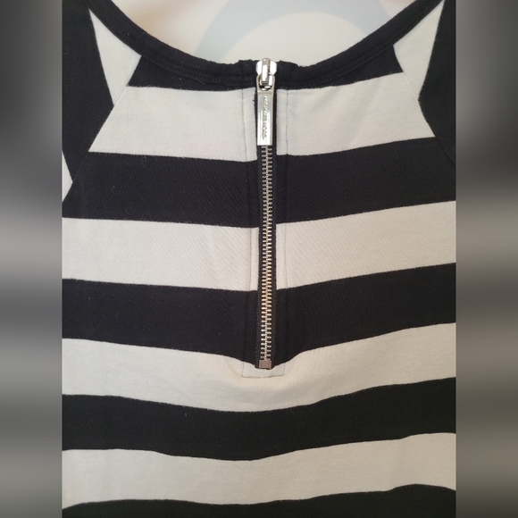 Michael Kors T-shirt Dress - Picture 4 of 6